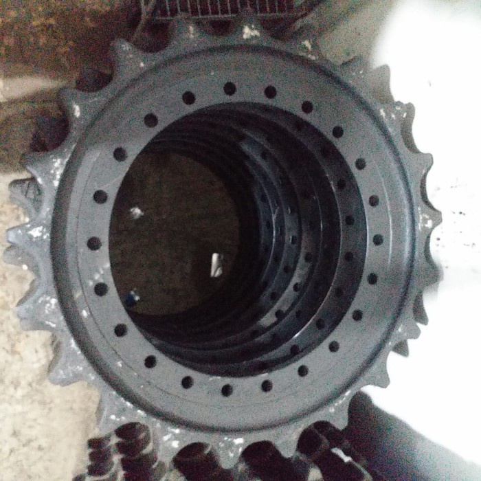 *:*:*:*:*] sprocket jcb js200