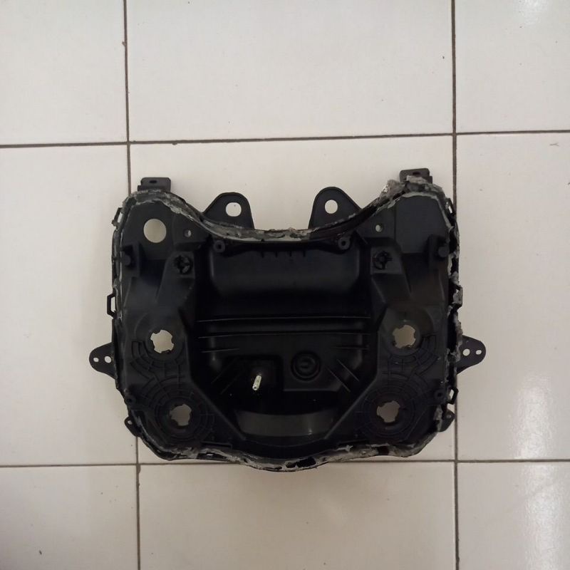 BATOK DEPAN RUMAH LAMPU MIO S BEKAS