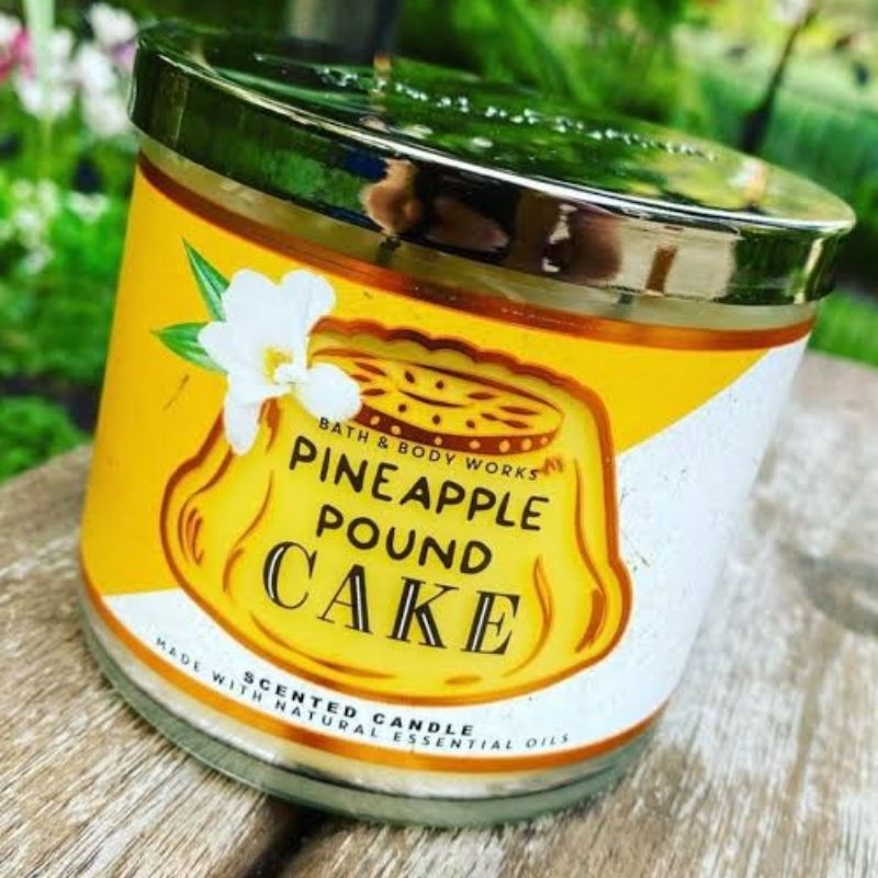 BATH &amp; BODY WORKS BBW PINEAPPLE POUND CAKE 3 WICK SCENTED CANDLE 411 G PENGHARUM RUANGAN