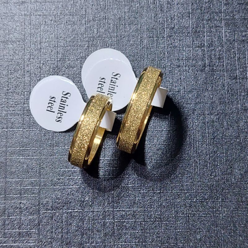 CINCIN TITANIUM Polos Motif Pasir Pria/Wanita || Cincin Couple atau Satuan || Gold, Silver, Hitam || Terpopuler Kualitas 100% Premium (anti karat)