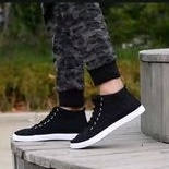 SEPATU SNEAKERS REMAJA SEMI BOOTS POLOS