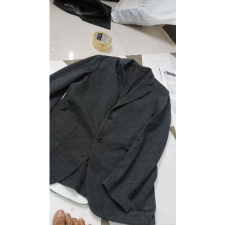 uniqlo grey blazer casual prelobed