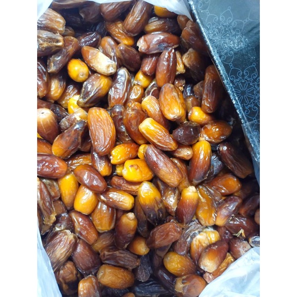 

Kurma Tunisia Madu