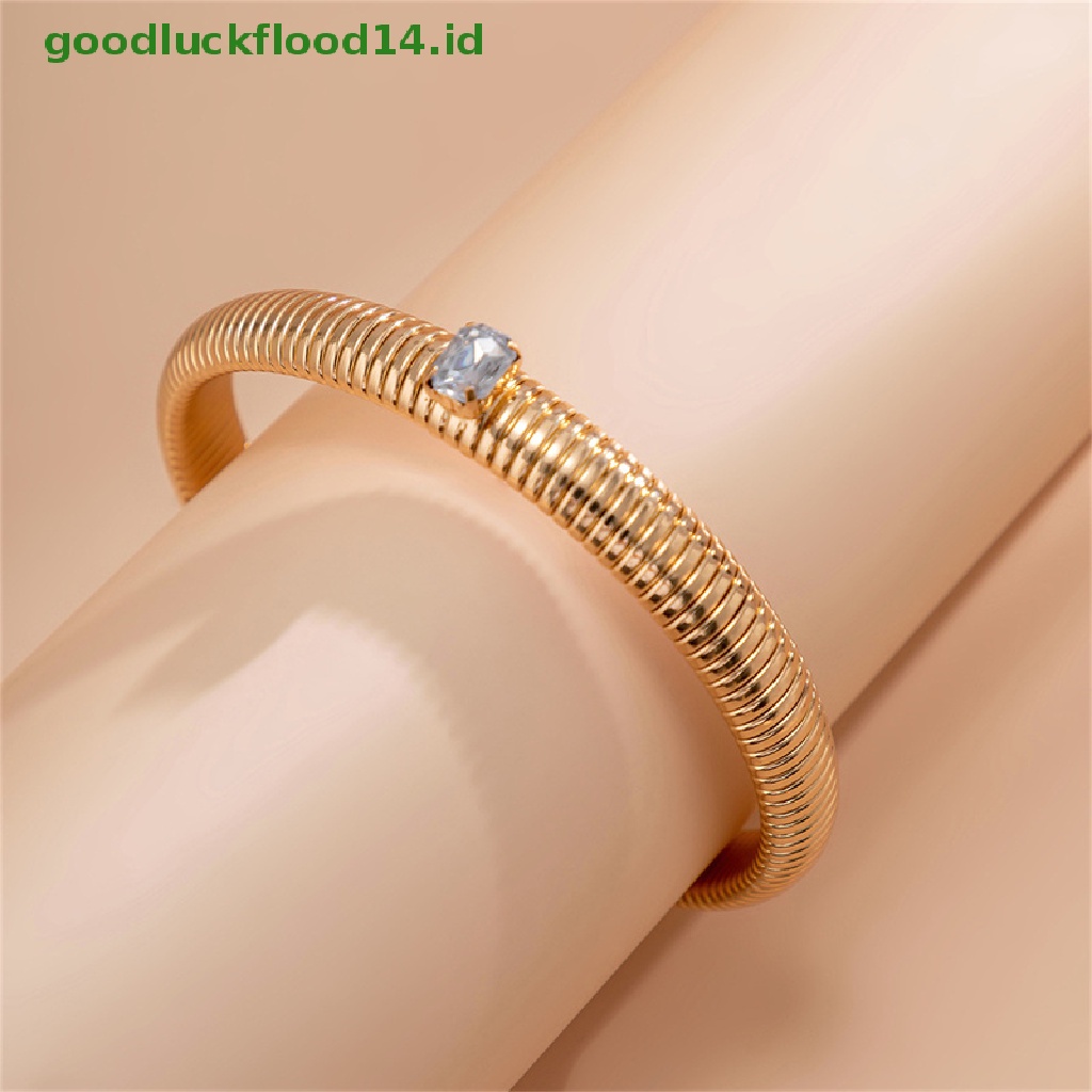 [GOOGFOUR] Punk Rantai Ular Spiral Twist Gelang Cubic Zirconia Bangle Wanita Fashion Perhiasan [TOP]