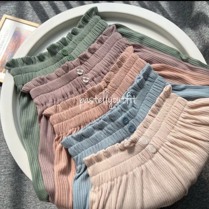 Celana Kulot Wanita Curlly Scuba  Knit Celana Trend Wanita Kulot Hight Quality Premium