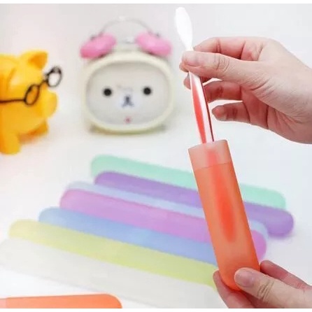ACCFASHIONMURAH Tempat Box Kotak Sikat Gigi Portable High Quality / Travel Toothbrush Case