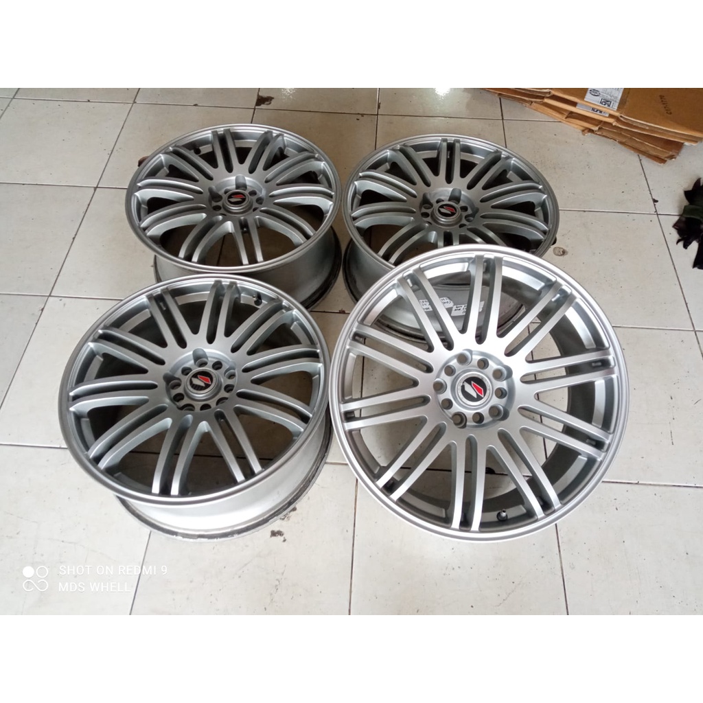 Velg Mobil Bekas Ring 18 Lubang 5 LENSO R18X8 10X100-114 ET45