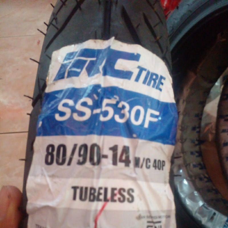 BAN LUAR TUBELESS IRC 80/90-14