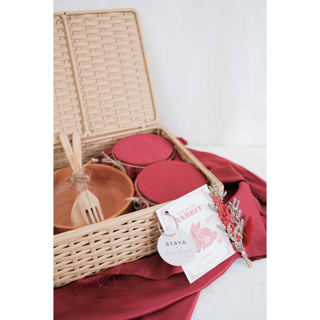 

Chinese New Year Hampers With Ataya | Kado Imlek | Hadiah Imlek Hampers