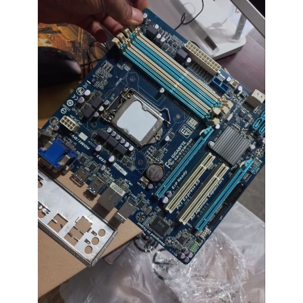 Motherboard Gigabyte GA-B75M-D3H Soket 1155