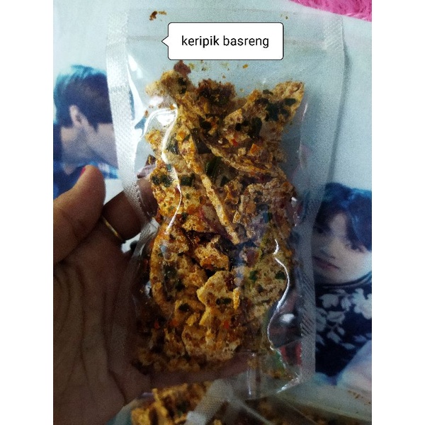 

Keripik Basreng Pedas Daun Jeruk