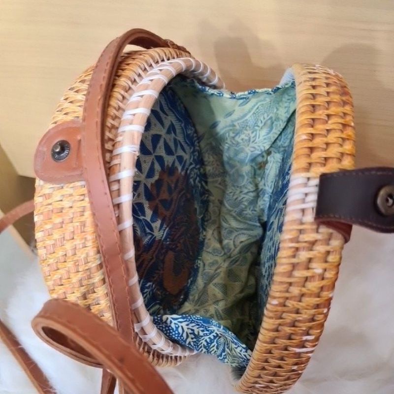 TAS ETNIK ROTAN PRELOVED ORI