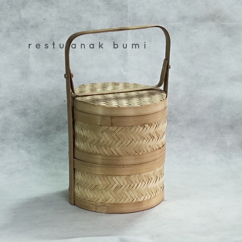 

( new product ) (B190) Rantang Bambu Bulat 2 susun d 20 cm/Hadiah/Lamaran/Parcel Lebaran/Natal/Acara/Catering/Souvenir/Wadah Serbaguna/Basket/Craft/Fruit Box/Sembako/Teh/Gula/Beras/Telur/Seserahan/Kado/Gift/Hampers/Hantaran/Makanan/Minuman/Keranjang Buah