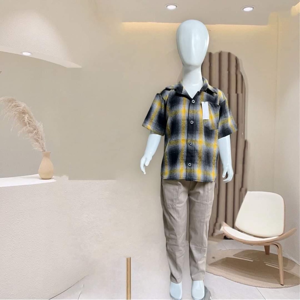 Setelan kemeja flanel dan celana chinos warna cream bahan katun usia 1 sampai 12 tahu// celan chinos/ kemeja flanel// baju lebaran//setelan kemeja koatk-kotak