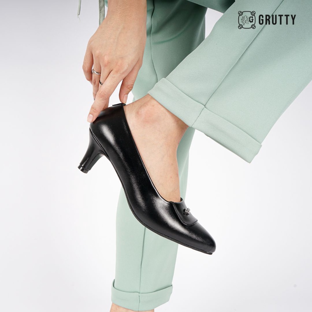 Sepatu Wanita Heels Pantofel Wanita Formal GRUTTY AX153 Hitam Tinggi 5cm