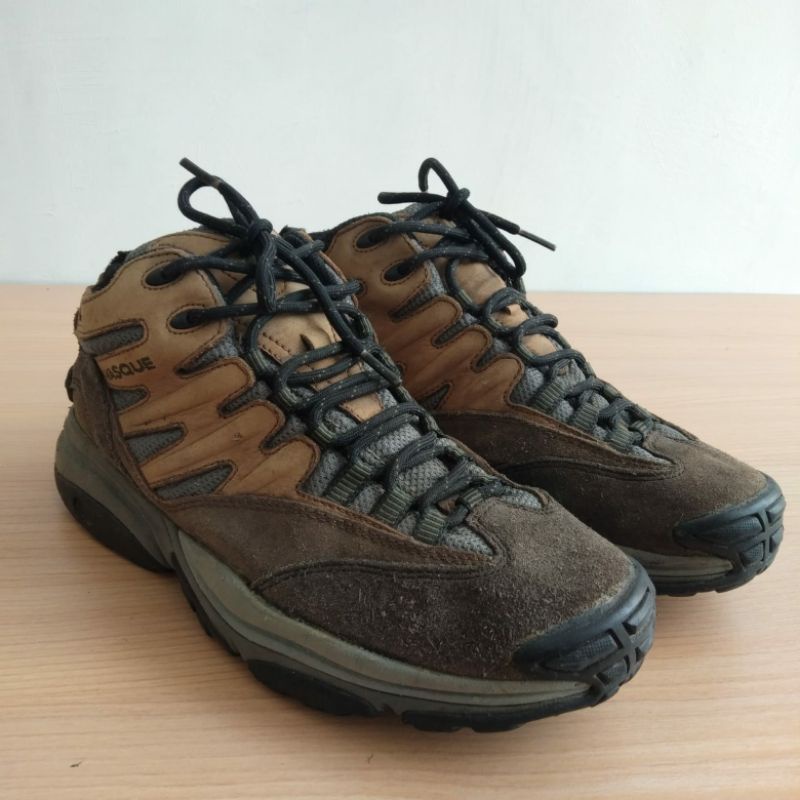Sepatu Vasque