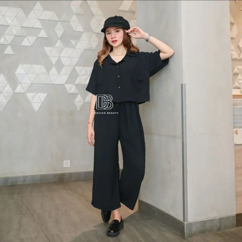 Malika Setelan Crop Top Crinkle Airflow One Set Lengan Pendek Korean Style