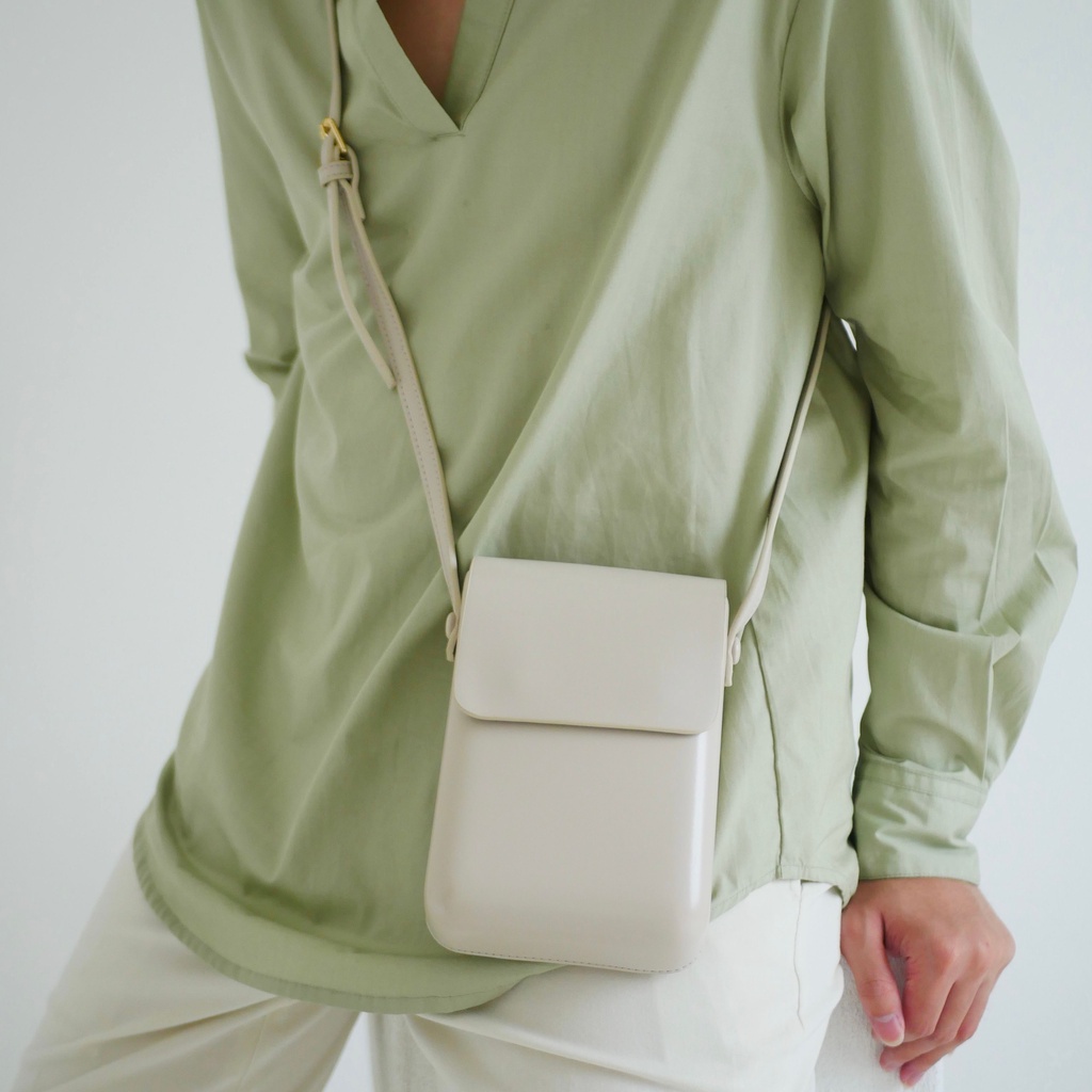 Basic Sling Bag