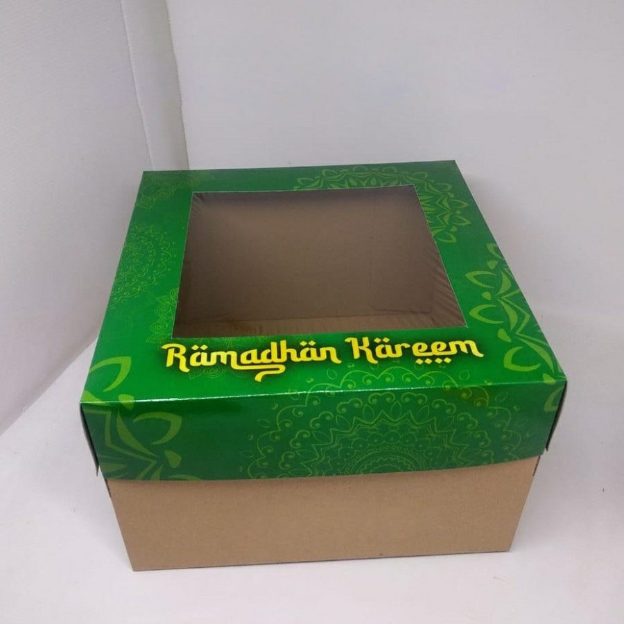 

( 2 pcs ) Kardus Corrugated Kemasan Kue Bolu Parcel Lebaran Idul Fitri Cake Box Ramadhan Kareem Jendela Mika Ukuran 22x22 cm