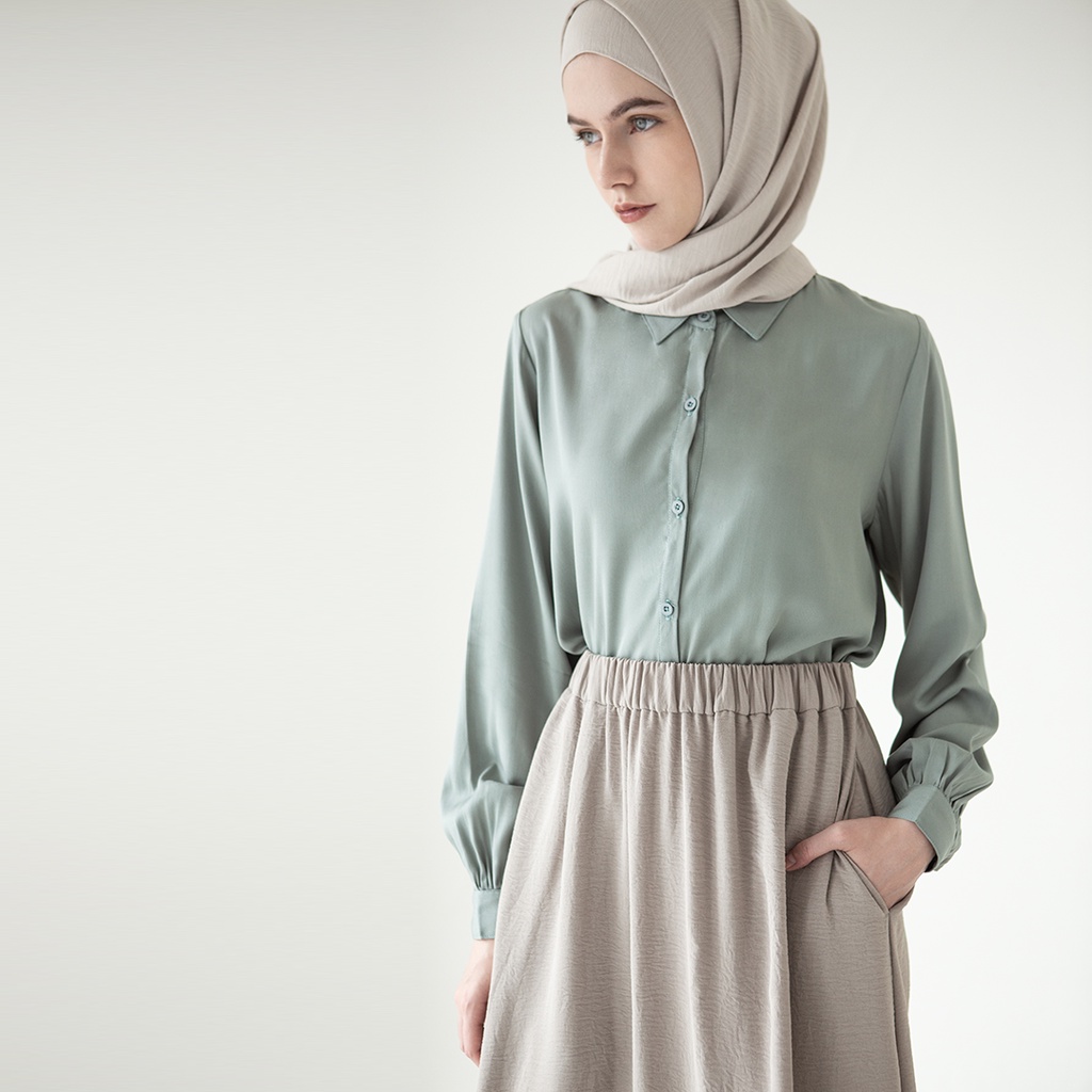 Hara by Aska Label - Rok wanita basic pinggang karet warna oat beige sand