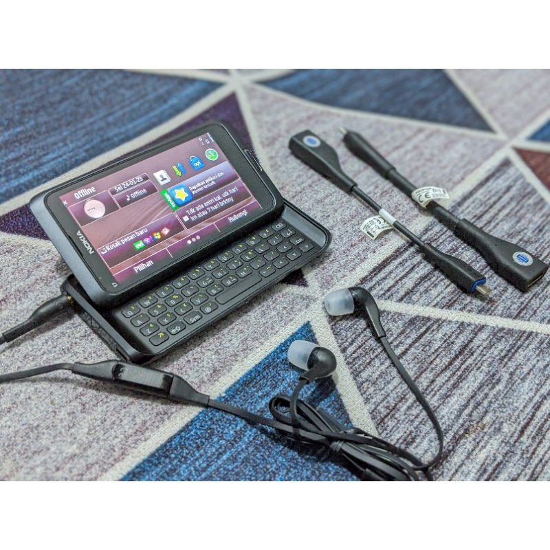 Nokia E7 Komunikator Original New Old Stok