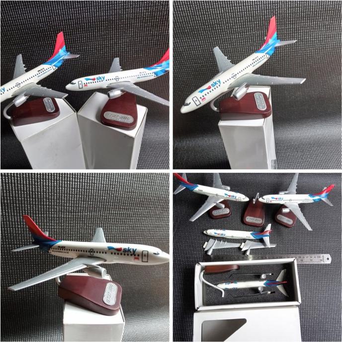 Miniatur Diecast Pesawat Boeing 737-300 Sky Aviation 1:200 Import ---MURAH---
