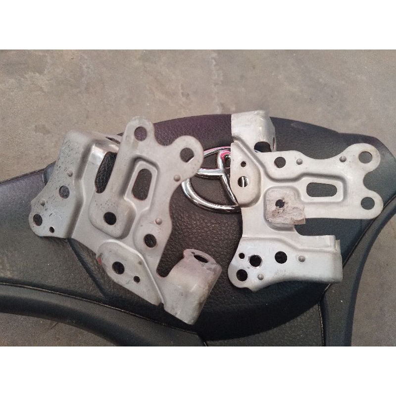 braket head unit vios gen 3 yaris