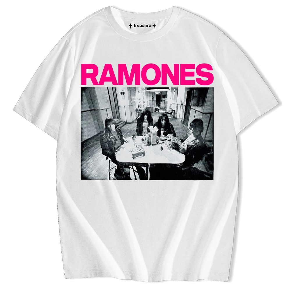 kaos / Premium Tshirt RAMONES - WE WANT THE AIRWAVES / kaos band / rock n roll / kaos musik vintage-