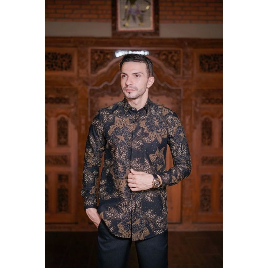 MAWAR COKLAT TIGA Kemeja Batik Pria Lengan Panjang Slim Fit Premium Modern Full Furing Katun Halus