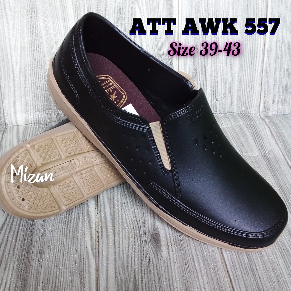 Sepatu Karet Pria ATT AB 505/Sepatu Karet Pria ATT Hitam/Sepatu Slip on Pria/Sepatu Anti Air