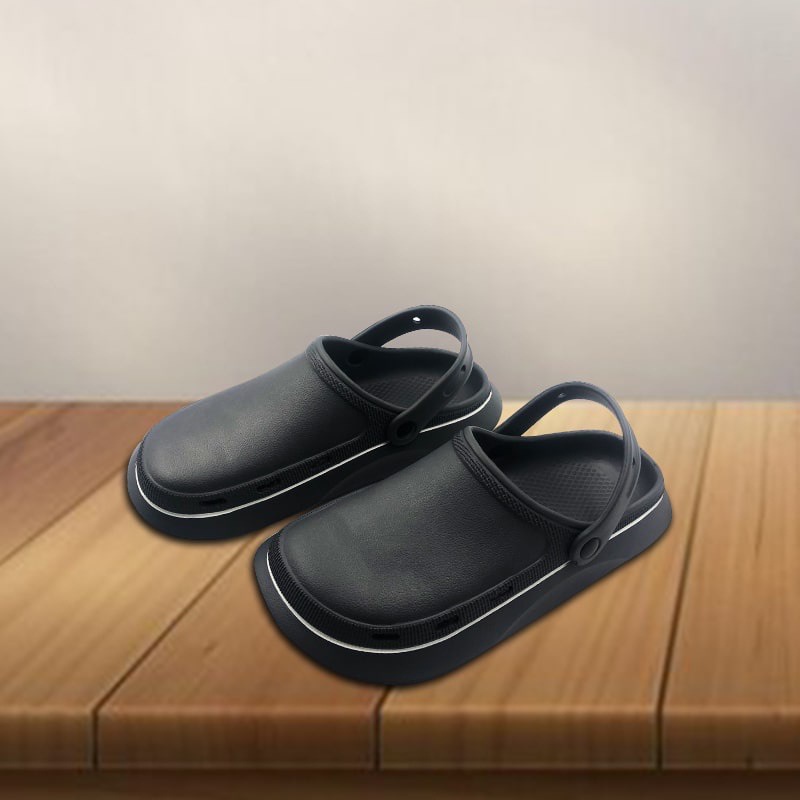 Sanlie Sandal Unisex Untuk Pria dan Wanita Model Bakpao Model Crocs Trendy Sol Ringan Anti Air V11