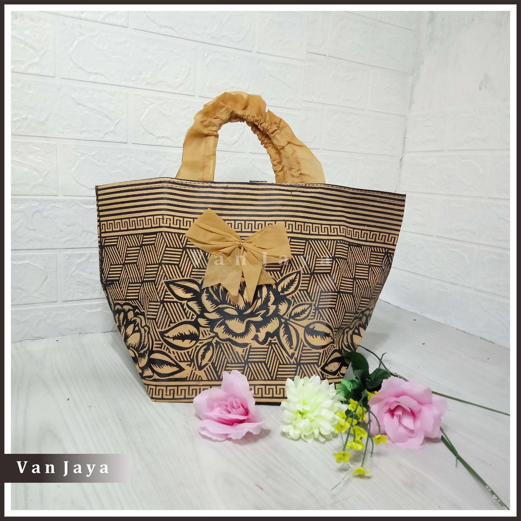 Tas Sarini | Tas Hajatan, Hantaran Kain Avalan & Spunbond Full sablon Uk 20 | Motif Bunga Mewah