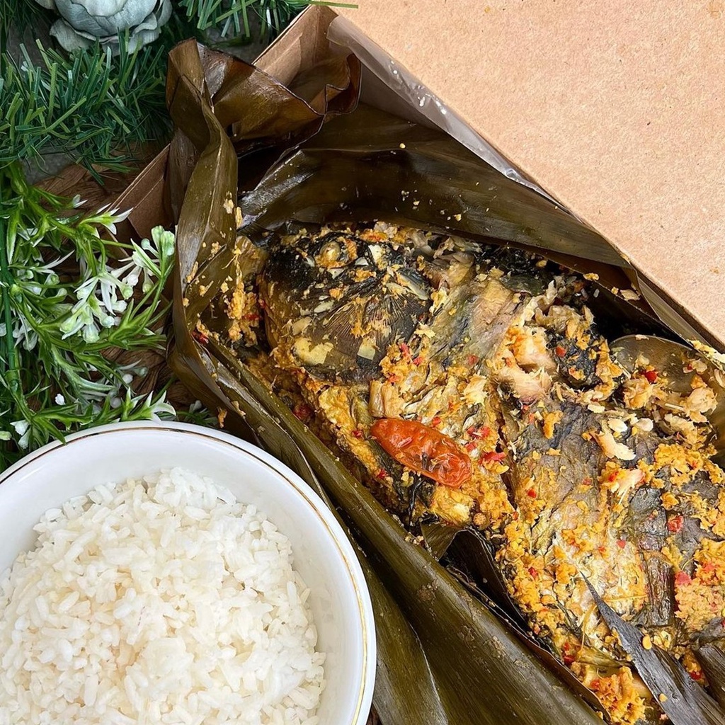 

Pepes Ikan Tulang Lunak - Ikan Besar 500 gram