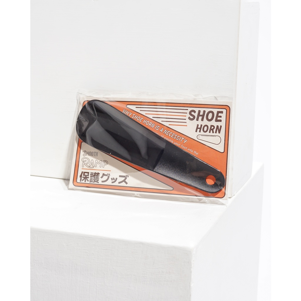 Hogo Shoe Horn ; Shoe Spoon ( Alat Bantu Pakai Sendok Sepatu )