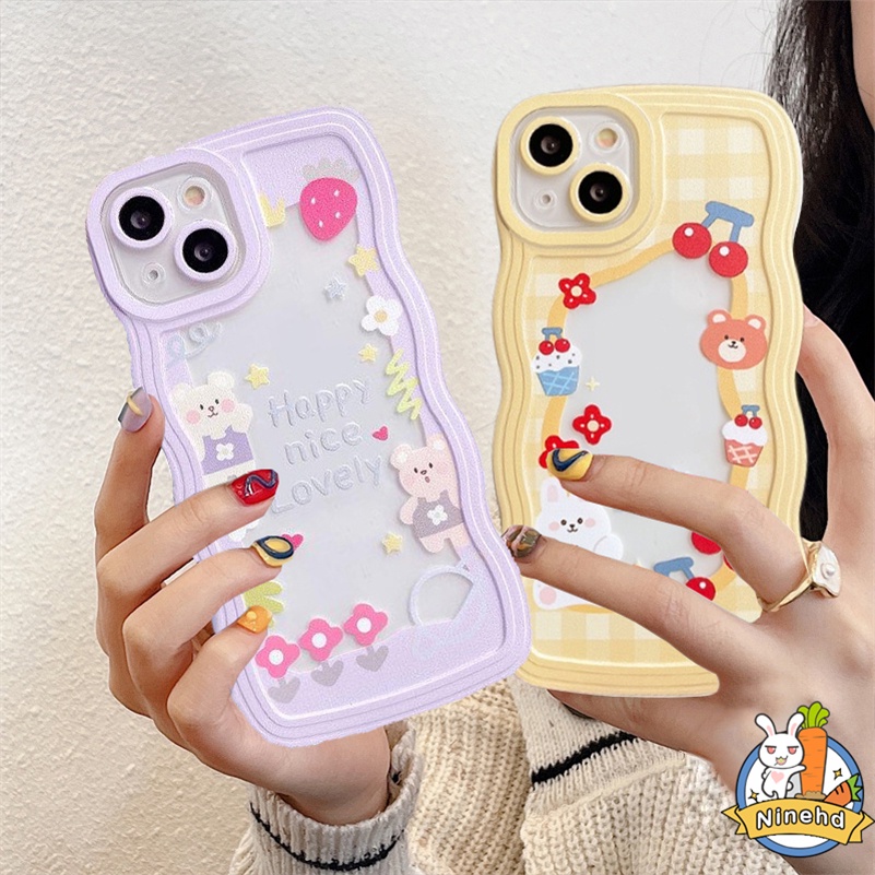 IPHONE Casing Kompatibel Untuk Iphone14 13 12 11 Pro Max X Xr Xs Max SE 8 7 6 6s Plus Fashion Wavy Frame Cream Bears Casing Ponsel Lensa Penuh Melindungi Shock Resistant Soft Case Cover Pelindung