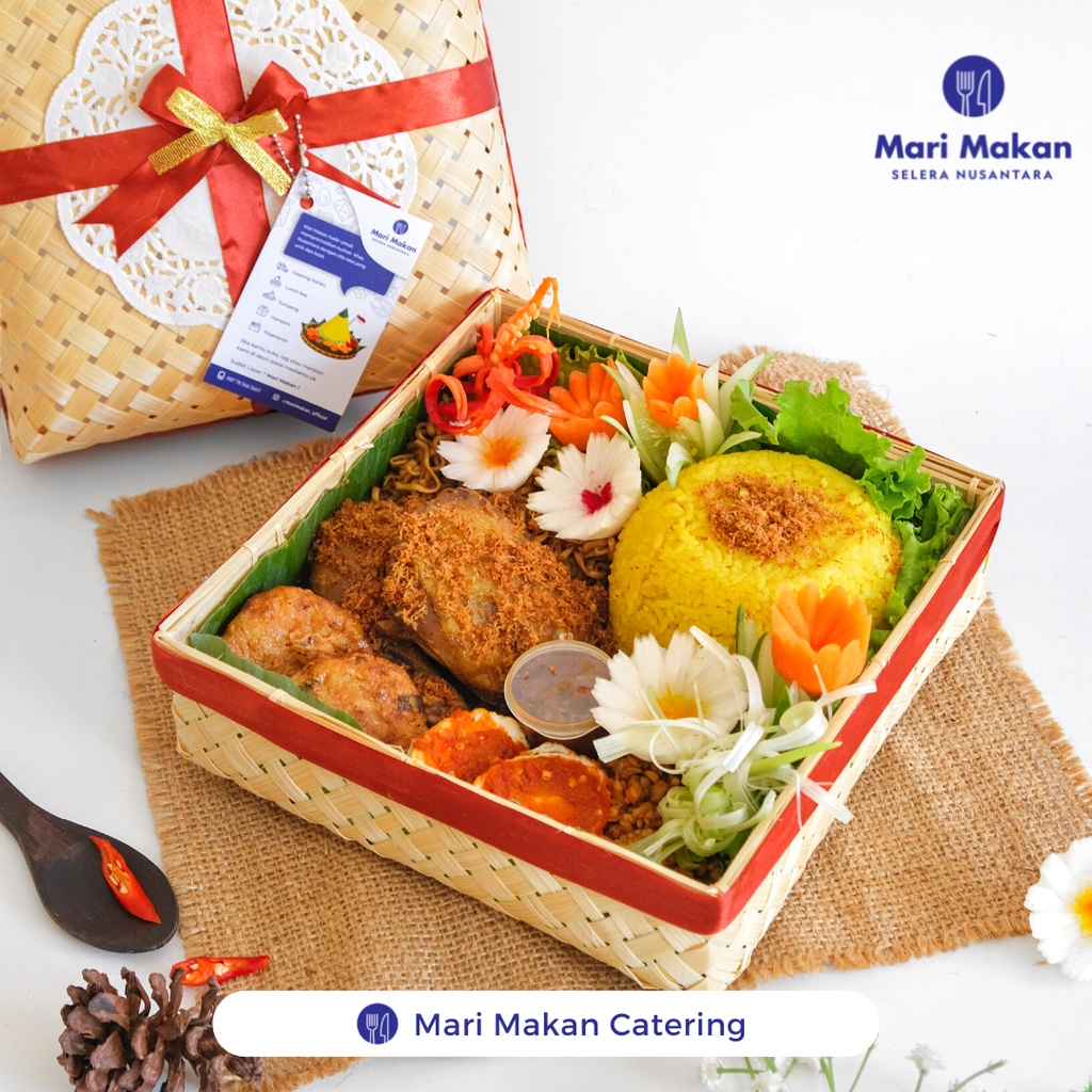 

Besek Premium / Sokase Nasi Kuning Hampers untuk Hadiah 2 Porsi