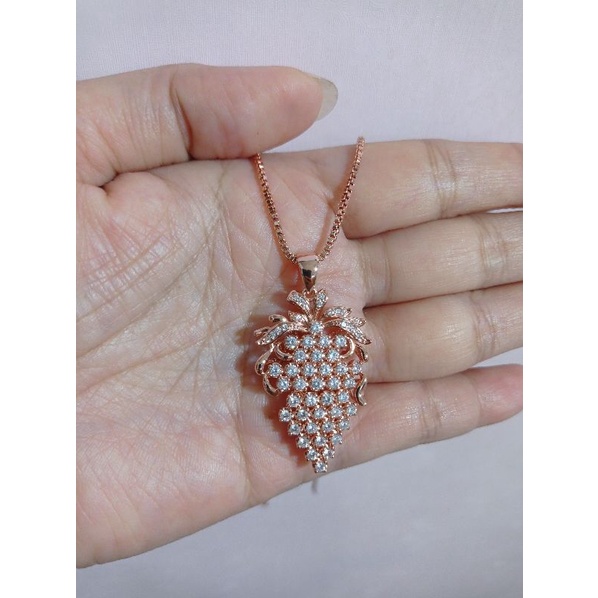 Daisy Luxury - Kalung anggur size L / liontin anggur titanium anti karat / kalung anggur lapis emas