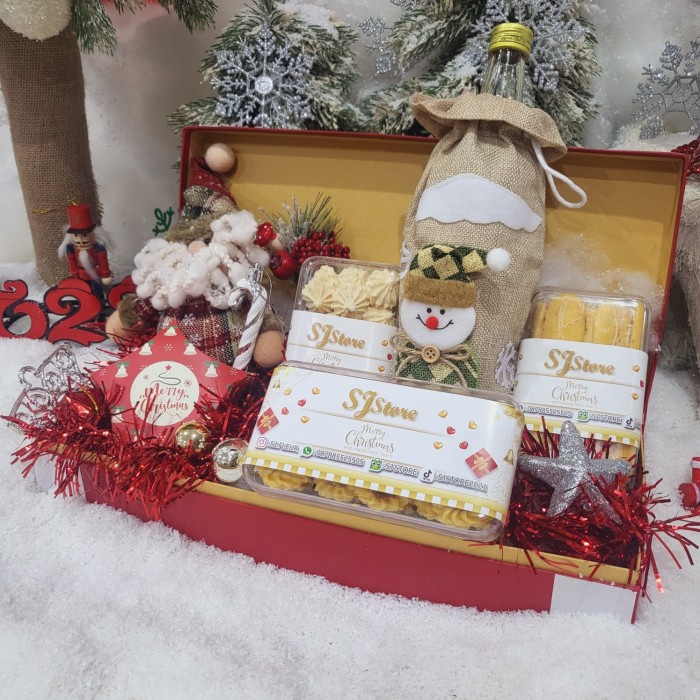 

Paket Dekorasi Hampers Natal Christmas Parcel Hadiah Kue Kering 458