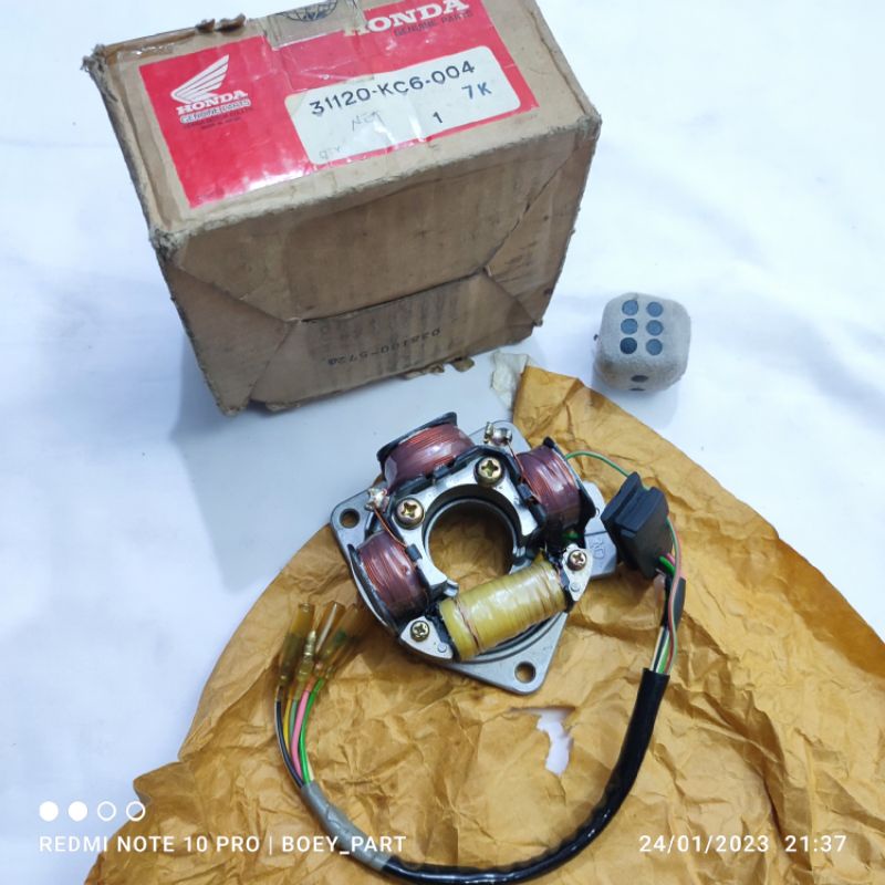 Spul spull spol spool Assy Honda gl pro max glpro cb 100 125 gl100 gl125 platina original nos Japan