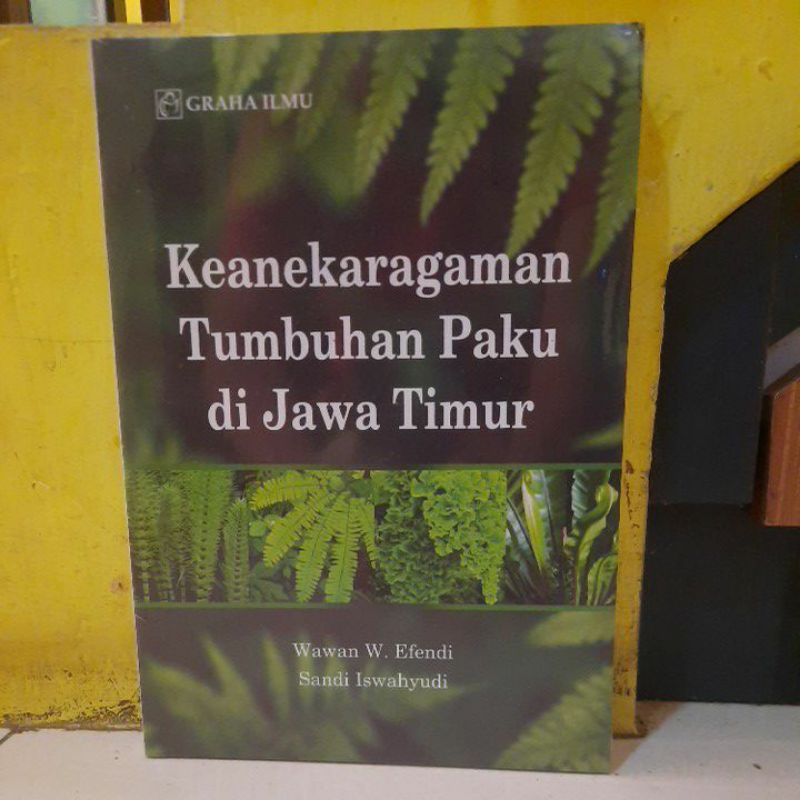 Keanekaragaman tumbuhan paku di jawa timur.