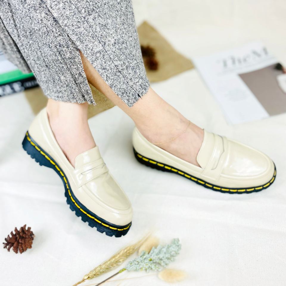 CBY Docmart Vici sepatu dokmar wanita sepatu boot loafers wanita sepatu pumps wanita