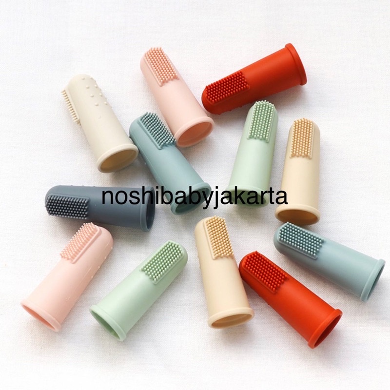 Sikat Gigi Jari Silikon Bayi dengan Kotak Penyimpanan / Finger Toothbrush Silicone