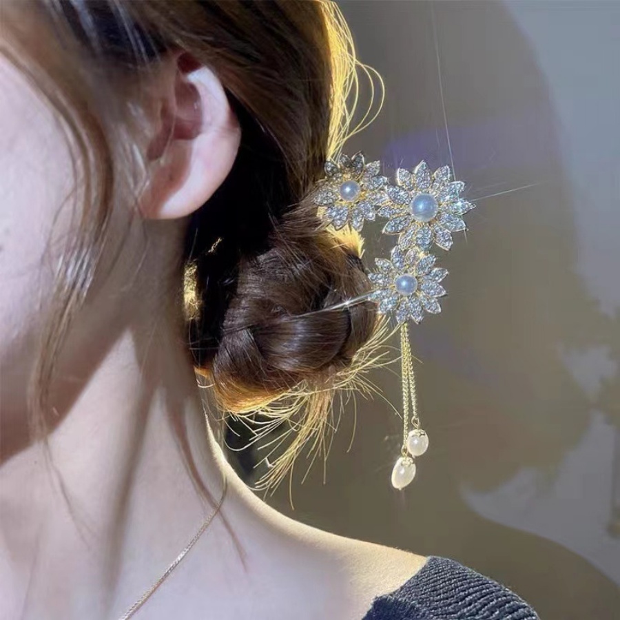 Logam Berlian Imitasi Bunga Jepit Rambut Kristal Mutiara Rumbai Liontin Rambut Tongkat Woman Fashion Aksesoris Rambut