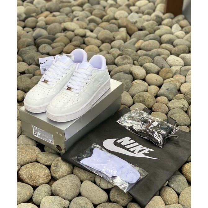SEPATU NK 4IR FORCE ONE TRIPLE WHITE PREMIUM SNEAKERS PREMIUM PRIA/WANITA