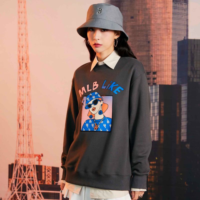 ML** cartoon oversized sweatshirt