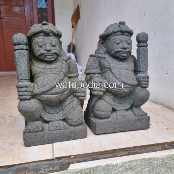 patung gupala kecil
