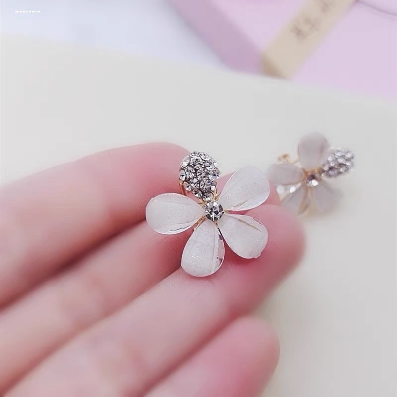 Sayishop Aksesoris Fashion Wanita Gaya Korea Temperamen Elegan Anting Bulat Mutiara Bunga