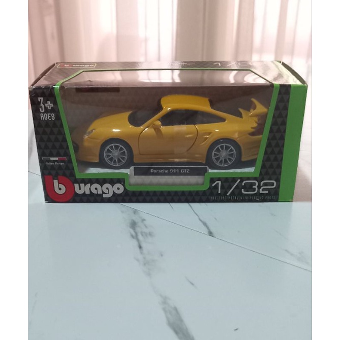 Mainan Diecast Burago Porsche 911 GT 1:32