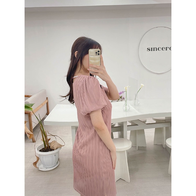 Kadaka D-0211 Dress Pleats Premium Puffy Sleeves Detail Pearl