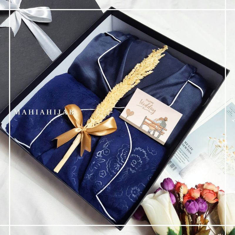 Hampers Wedding Piyama Couple Hardbox Exclusive / Kado Pernikahan Baju tidur pasangan / Hadiah Anniversary